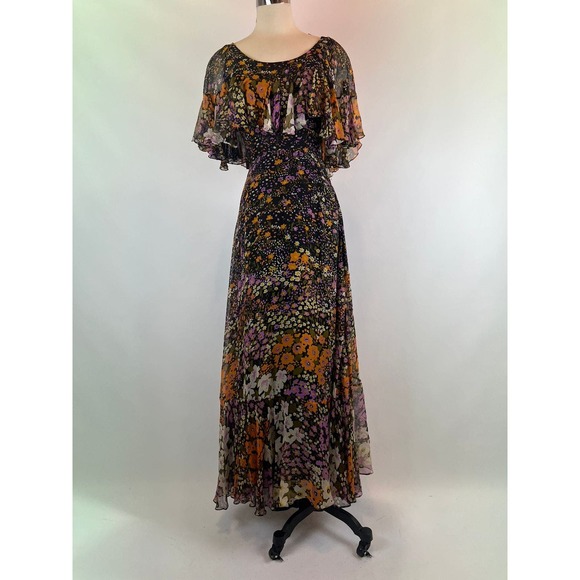 RARE Vintage 1970s Valerie Parr 100% Silk Black Floral Gown‎ - Picture 2 of 12